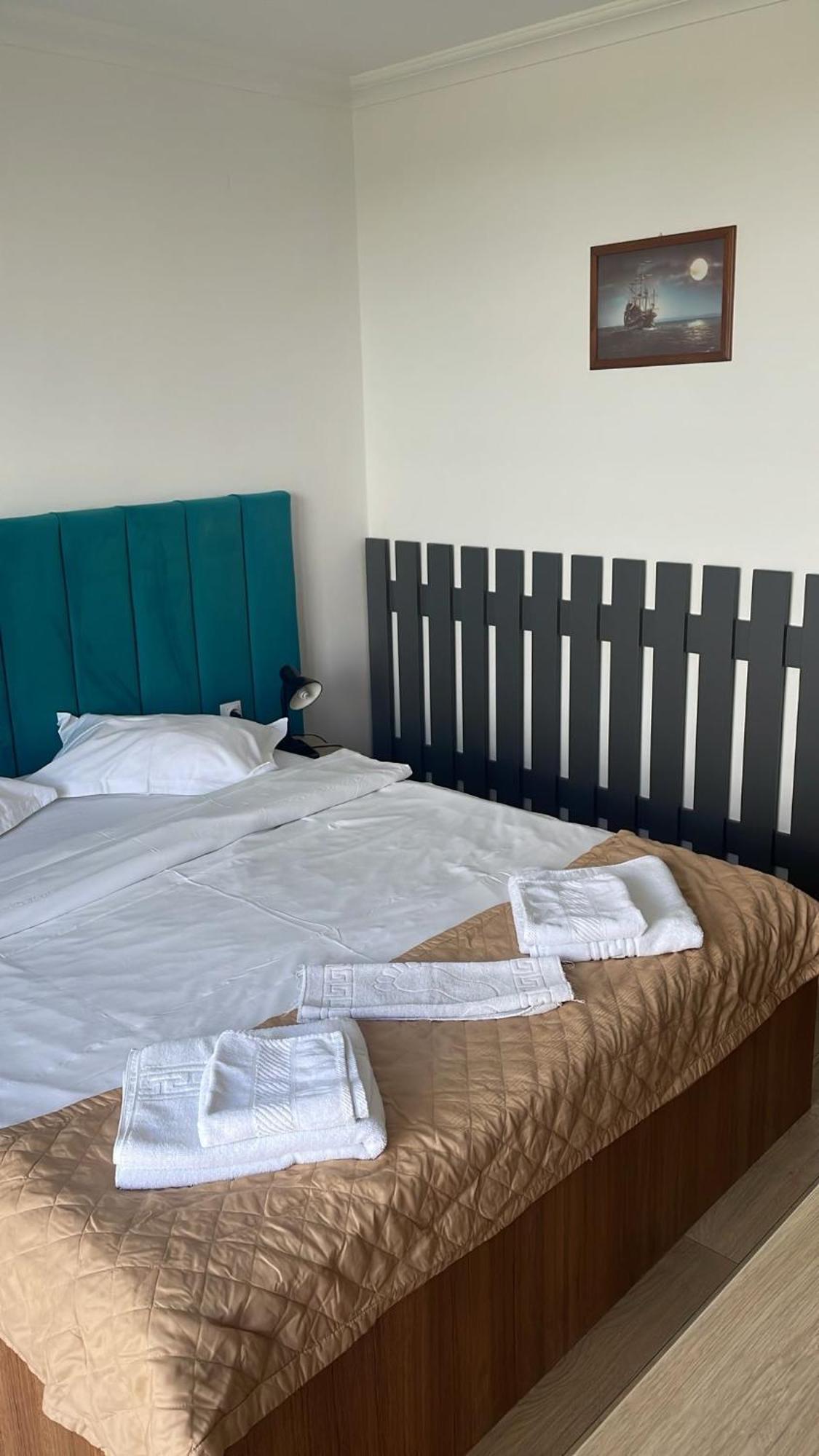 Astoria Patria Hotel Мамая Екстериор снимка