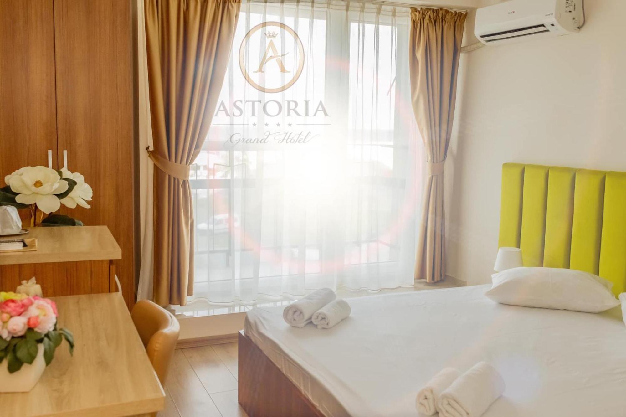 Astoria Patria Hotel Мамая Екстериор снимка